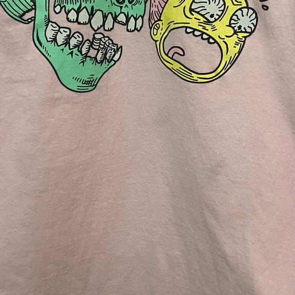 Awesome Rick & Morty PINK Retro Neon Skull Men’s L T-Shirt Rare - Picture 7 of 7